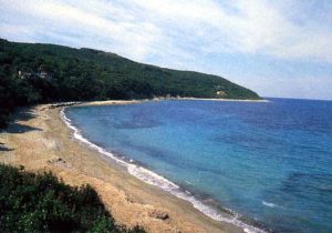spiaggia frugoso capo castello